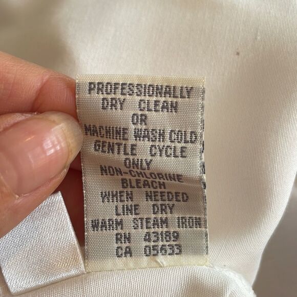 Vtg 90s Susan Bristol petites white blouse with pine needle embroidery - Picture 13 of 13